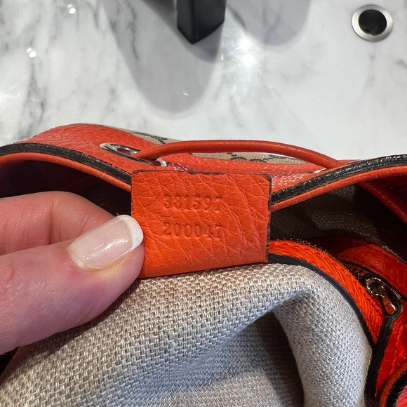 Gucci Orange and Tan Shoulder Bag - Picture 6 of 6